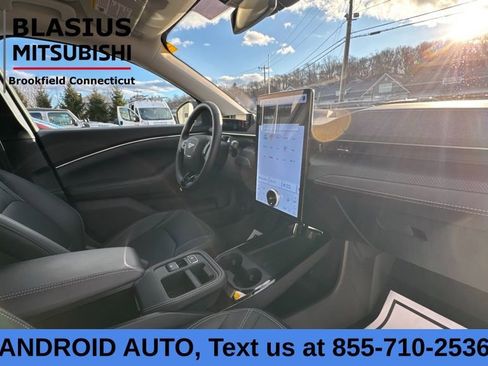 Used 2025 Ford Mustang Mach-E Premium image 16