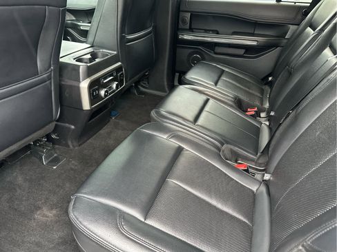 Used 2019 Ford Expedition XLT w/ Equipment Group 202A image 14