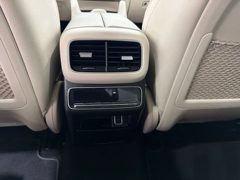Used 2023 Mercedes-Benz GLS 450 4MATIC image 24