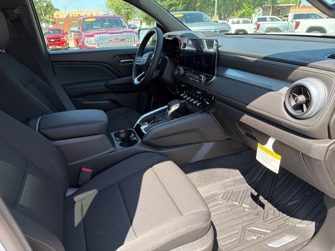 New 2026 Chevrolet Colorado LT RWD image 12