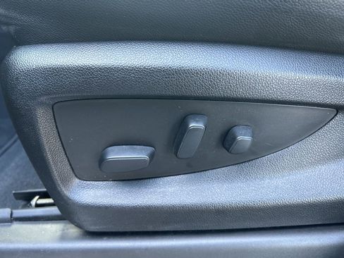 Used 2020 Chevrolet Tahoe LT w/ Luxury Package image 21