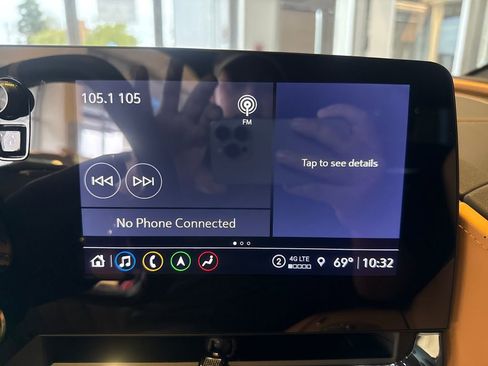 Used 2023 Chevrolet Corvette Z06 w/ Engine Appearance Package image 18