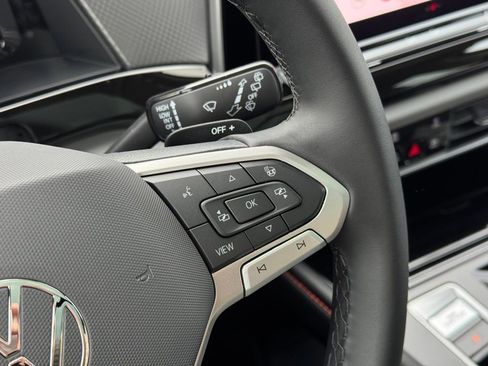 New 2026 Volkswagen Atlas Peak Edition AWD/4WD image 17