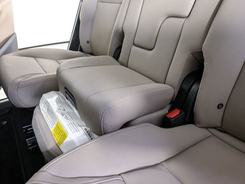 Certified 2025 Volvo EX90 Ultra image 24