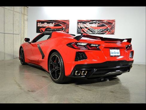 Used 2022 Chevrolet Corvette Stingray Preferred Conv w/ Battery Protection Package RWD image 6