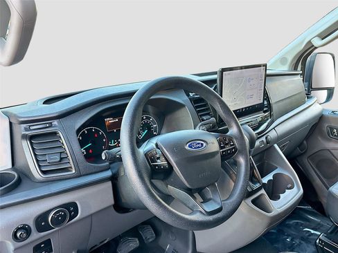 Used 2023 Ford Transit 350 XLT image 9
