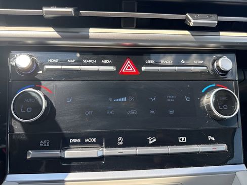 Used 2026 Hyundai Santa Fe SEL FWD image 18