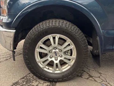 Used 2017 Ford F150 Lariat w/ Equipment Group 501A Mid AWD/4WD image 15