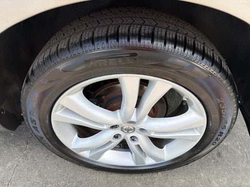 Used 2011 Nissan Murano AWD/4WD image 21