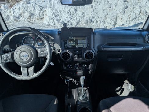 Used 2015 Jeep Wrangler Unlimited Sport w/ Quick Order Package 24S image 10