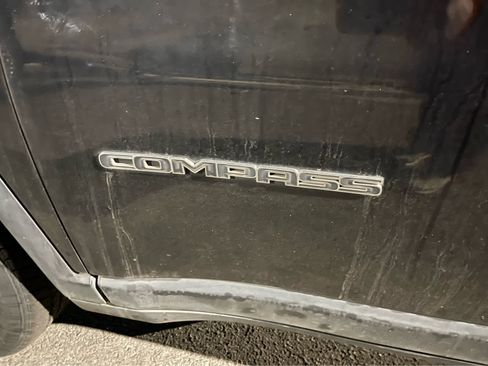 Used 2017 Jeep Compass Sport w/ Cold Weather Group image 9