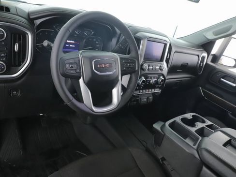 Used 2021 GMC Sierra 2500 SLE w/ SLE Value Package; image 17