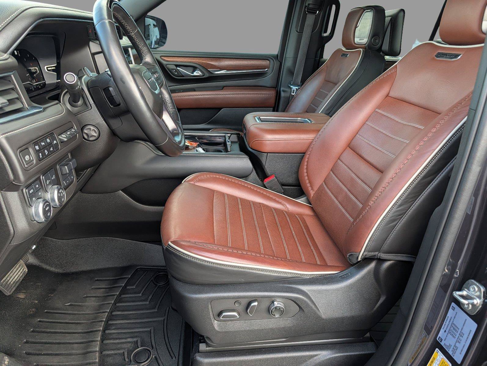 Certified 2023 GMC Yukon XL Denali Ultimate AWD/4WD image 10