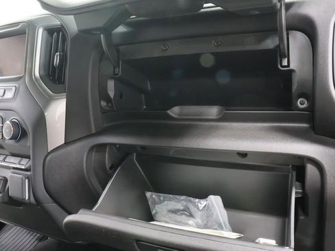 Used 2025 Chevrolet Silverado 2500 Custom w/ Custom Value Package image 29