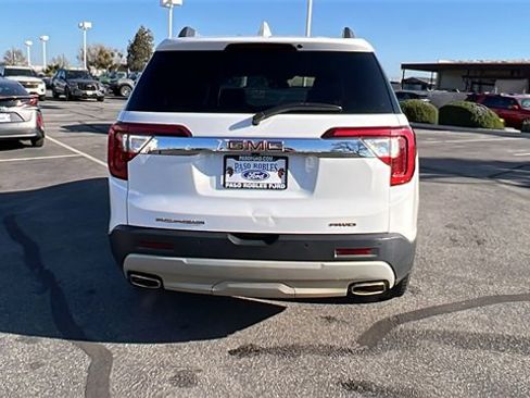Used 2023 GMC Acadia SLT image 4