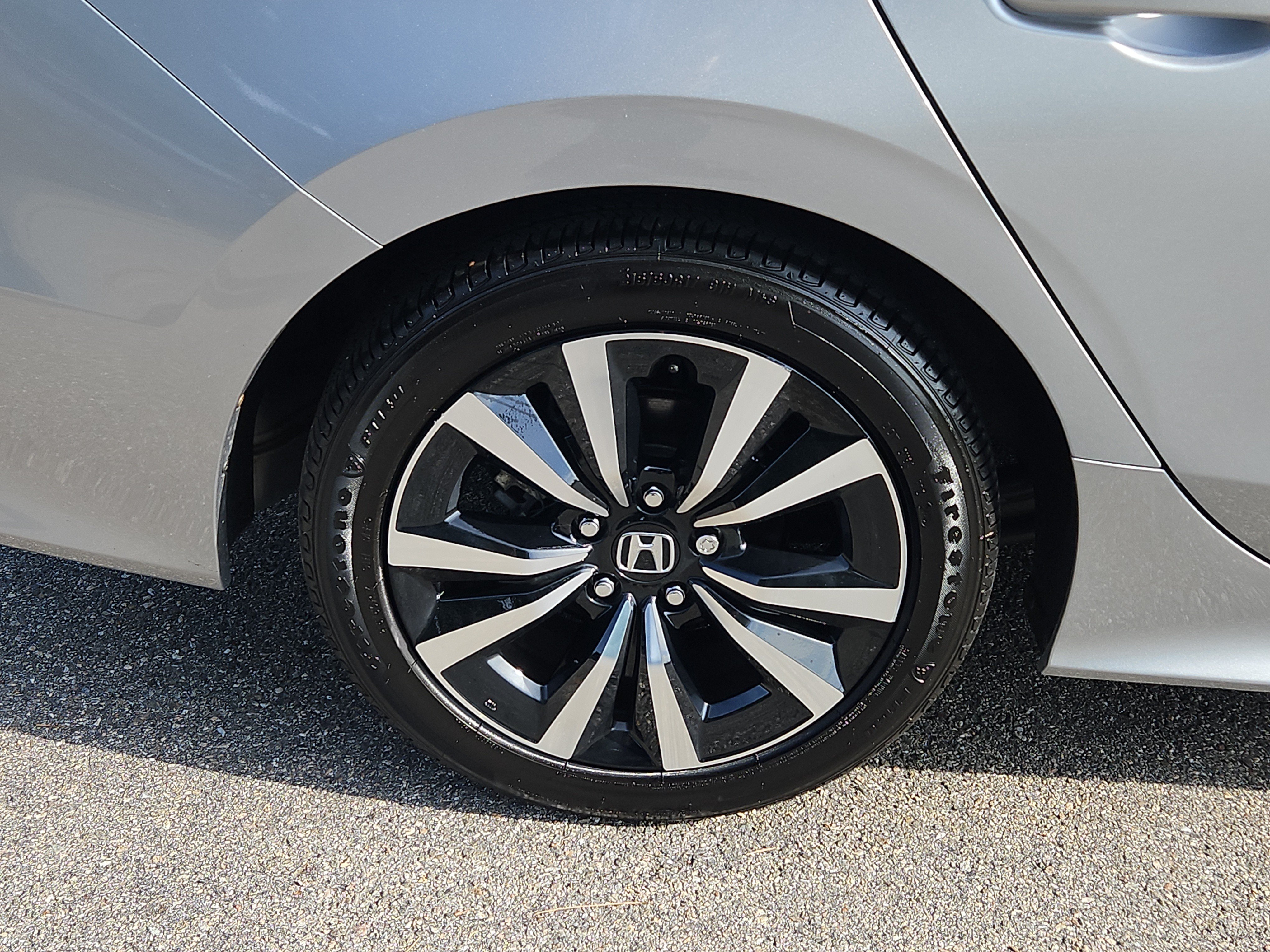 Used 2023 Honda Civic EX image 4