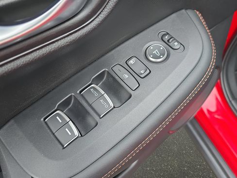 Used 2024 Honda HR-V Sport image 28