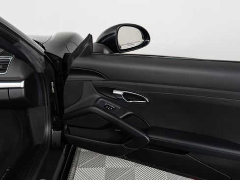 Used 2015 Porsche Boxster S RWD image 29