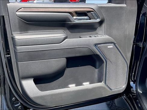 Used 2024 Chevrolet Silverado 1500 LT Trail Boss w/ LT Trail Boss Premium Package image 23