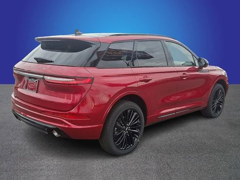 New 2026 Lincoln Corsair Premiere image 3