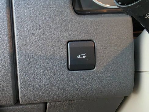 Used 2010 Ford Edge Limited image 43