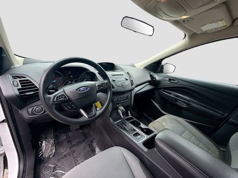 Used 2017 Ford Escape S image 9