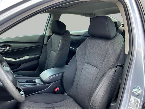 Used 2023 Honda Accord EX image 19
