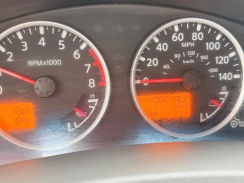 Used 2013 Nissan Frontier SL image 25