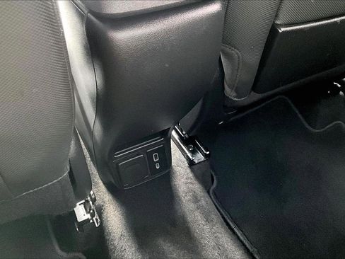 Used 2023 Chevrolet TrailBlazer RS w/ Sun and Liftgate Package image 12