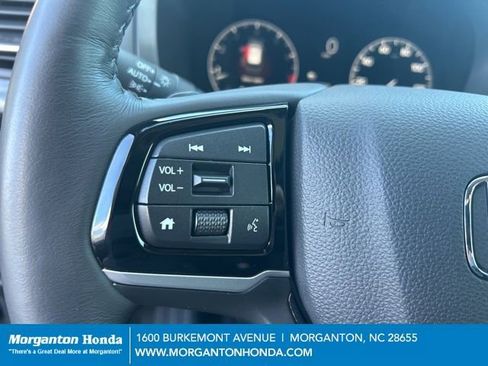 Used 2025 Honda Odyssey Elite image 21