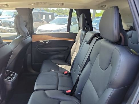 Used 2024 Volvo XC90 B5 Plus AWD/4WD image 15