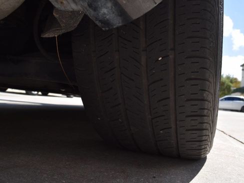 Used 2013 Mercedes-Benz E 350 Sedan image 37