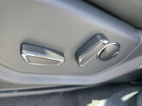 Certified 2023 Ford Expedition Limited image 16