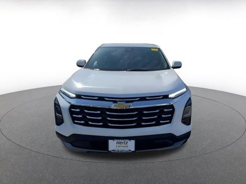 Used 2025 Chevrolet Equinox LT image 4