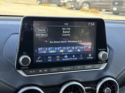 Used 2025 Nissan Sentra SV FWD image 21