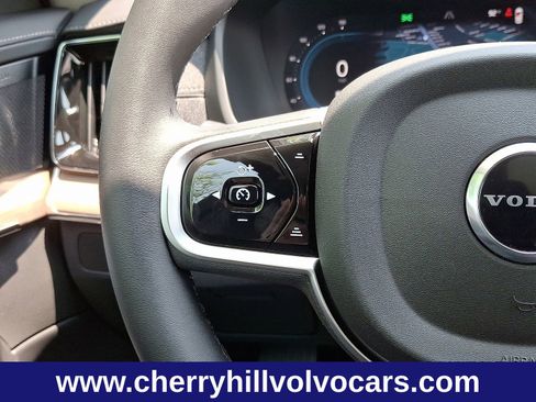 New 2025 Volvo XC90 B6 Plus w/ Protection Package Premier image 21