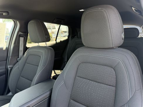 Used 2025 Chevrolet Equinox EV LT FWD image 16