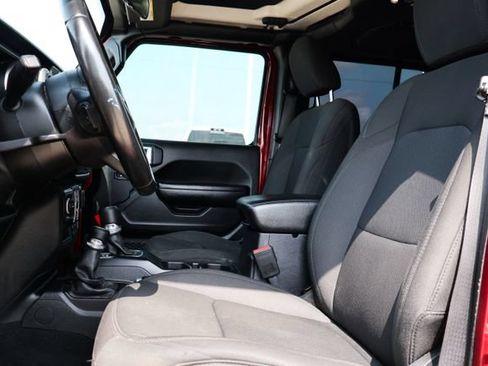 Used 2021 Jeep Wrangler Unlimited Sport AWD/4WD image 9
