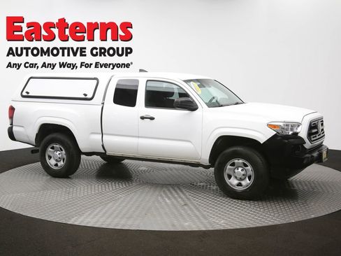 Used 2019 Toyota Tacoma SR image 45