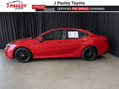 Used 2025 Toyota Camry LE FWD image 2