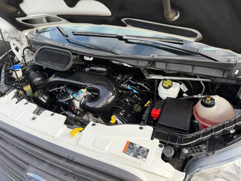 Used 2018 Ford Transit 150 XL RWD image 26