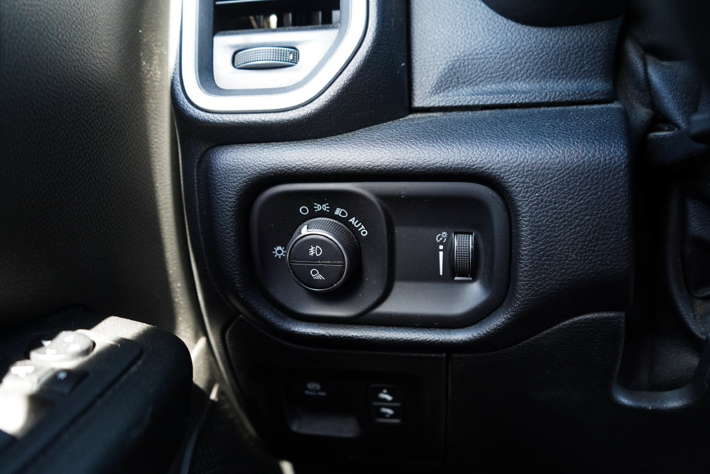 Used 2022 RAM 1500 Big Horn RWD image 32