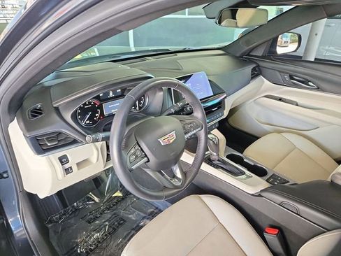 Certified 2025 Cadillac CT4 Premium Luxury RWD image 11