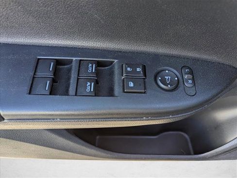 Used 2015 Honda Accord EX-L image 10