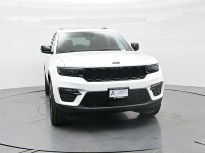 New 2025 Jeep Grand Cherokee Limited w/ Luxury Tech Group II