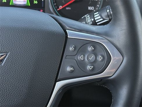 Used 2023 Chevrolet Traverse RS image 15