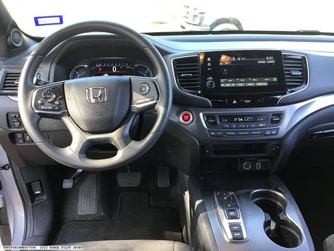 Used 2022 Honda Pilot Sport image 12