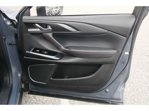 Used 2022 MAZDA CX-9 Carbon Edition image 16