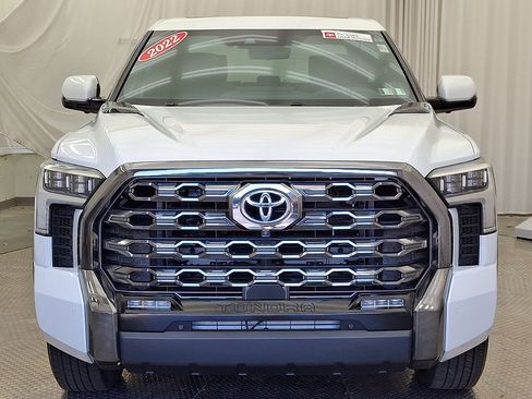 Certified 2022 Toyota Tundra Platinum w/ Advanced Package AWD/4WD image 33