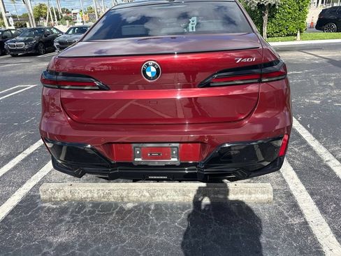 Used 2024 BMW 740i w/ Executive Package RWD image 8
